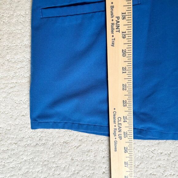 Figs Scrub Set Casma 2-Pocket V Neck and Zamora Jogger Bottoms Technical Collect - Picture 12 of 16